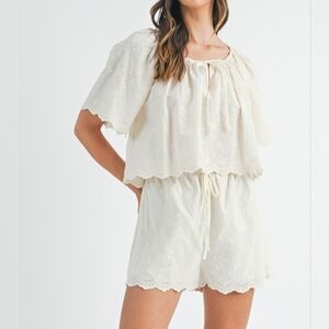 EMBROIDERED SHORT SLEEVES TOP AND SHORTS SET
